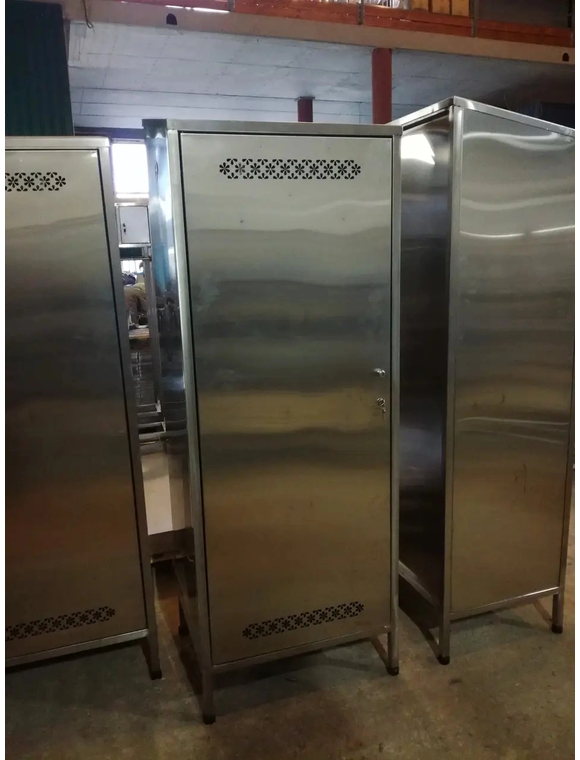 Dulapuri din oțel inoxidabil thumbnail 3