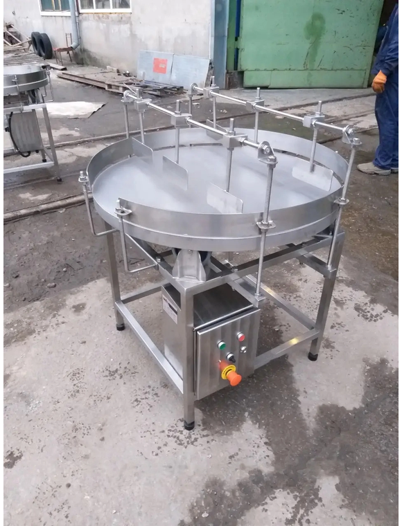 Masă rotativă de depozitare pentru containere thumbnail 1