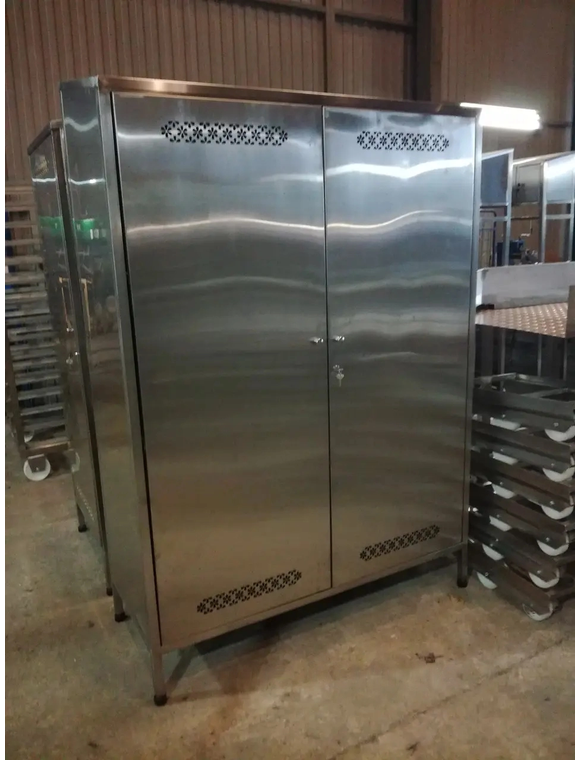 Dulapuri din oțel inoxidabil thumbnail 2