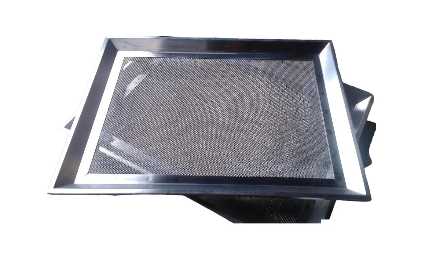 Echipamente Procesarea Pestelui